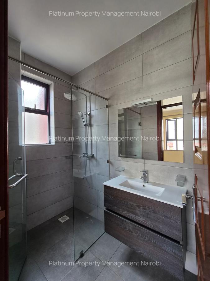 3 Bed Apartment with En Suite at Second Parklands - 11
