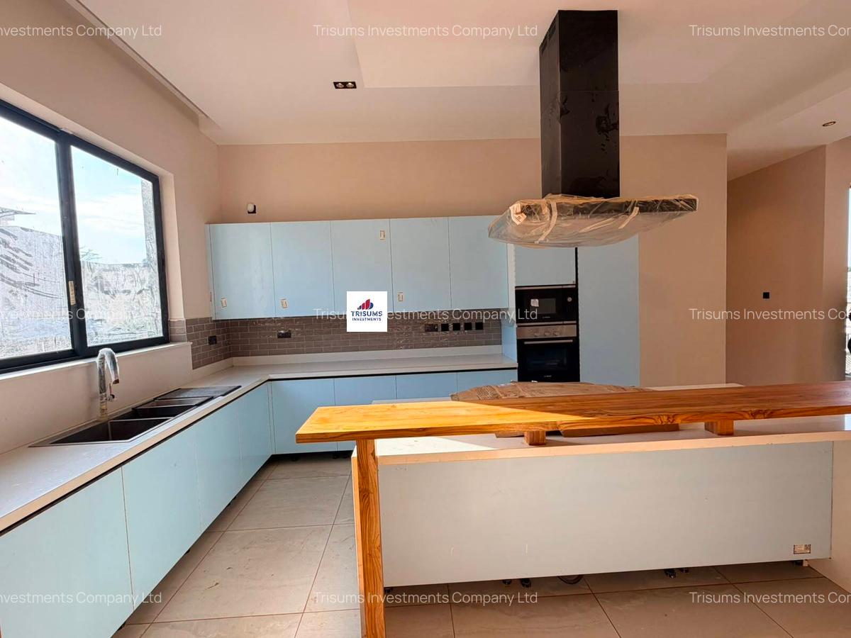 4 Bed House with En Suite in Loresho - 5