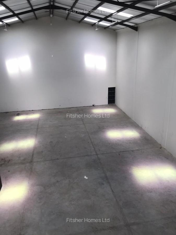3,500 ft² Warehouse with Service Charge Included in Utawala - 6