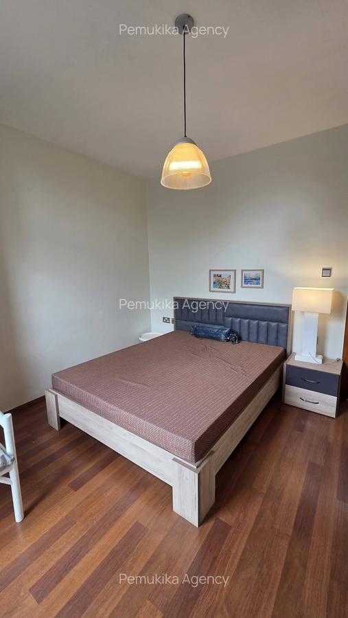 Serviced 3 Bed Apartment with En Suite in Parklands - 8