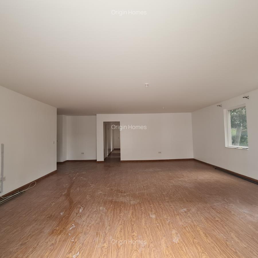 4 Bed Apartment with En Suite at Lavin - 1