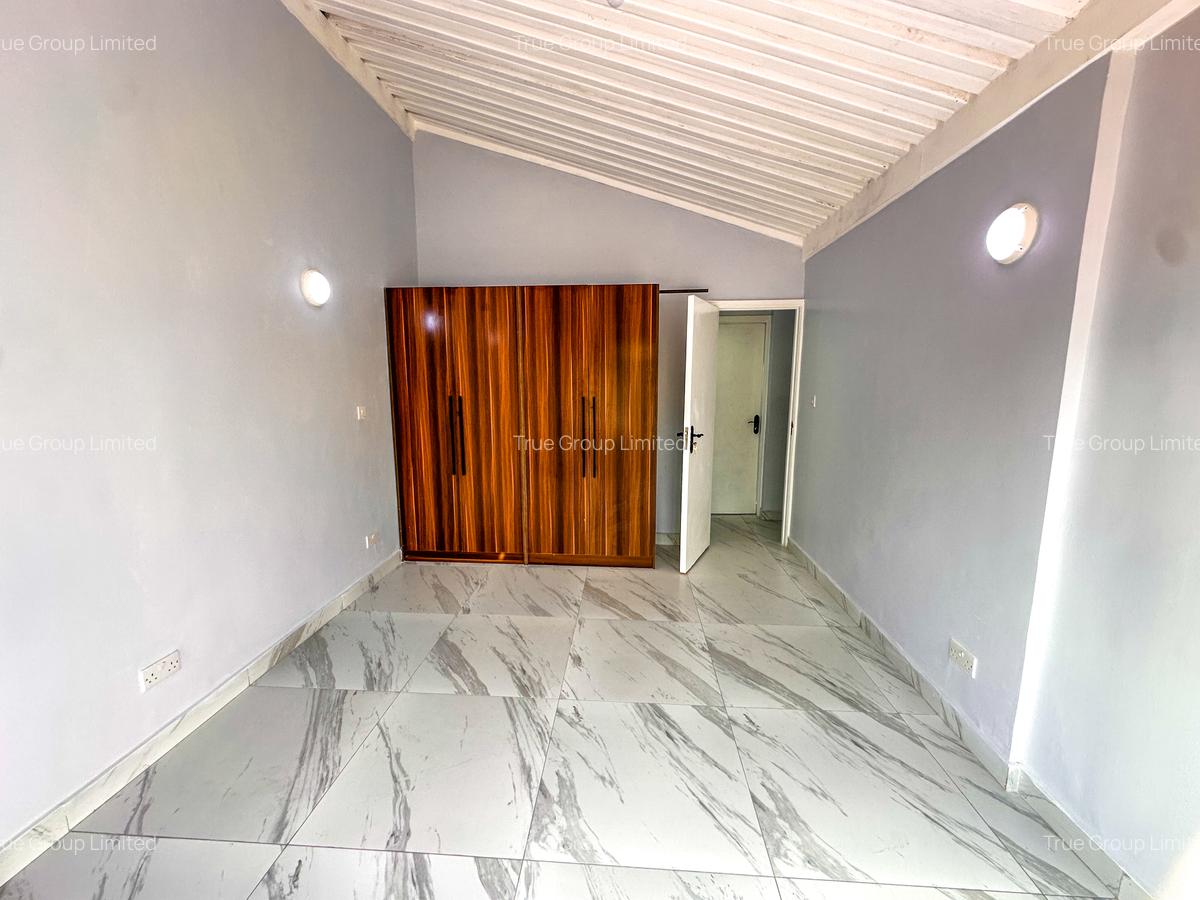 4 Bed Townhouse with En Suite at Phase 1 - 13
