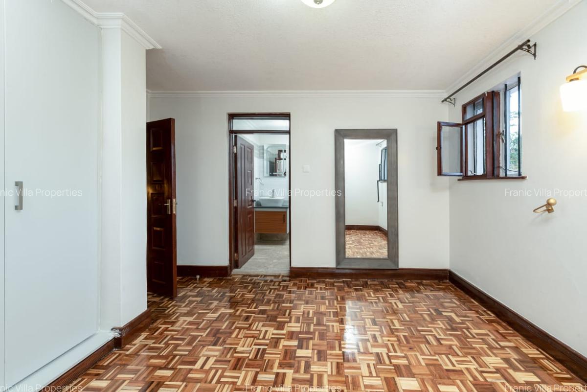 4 Bed House with En Suite at Runda - 8