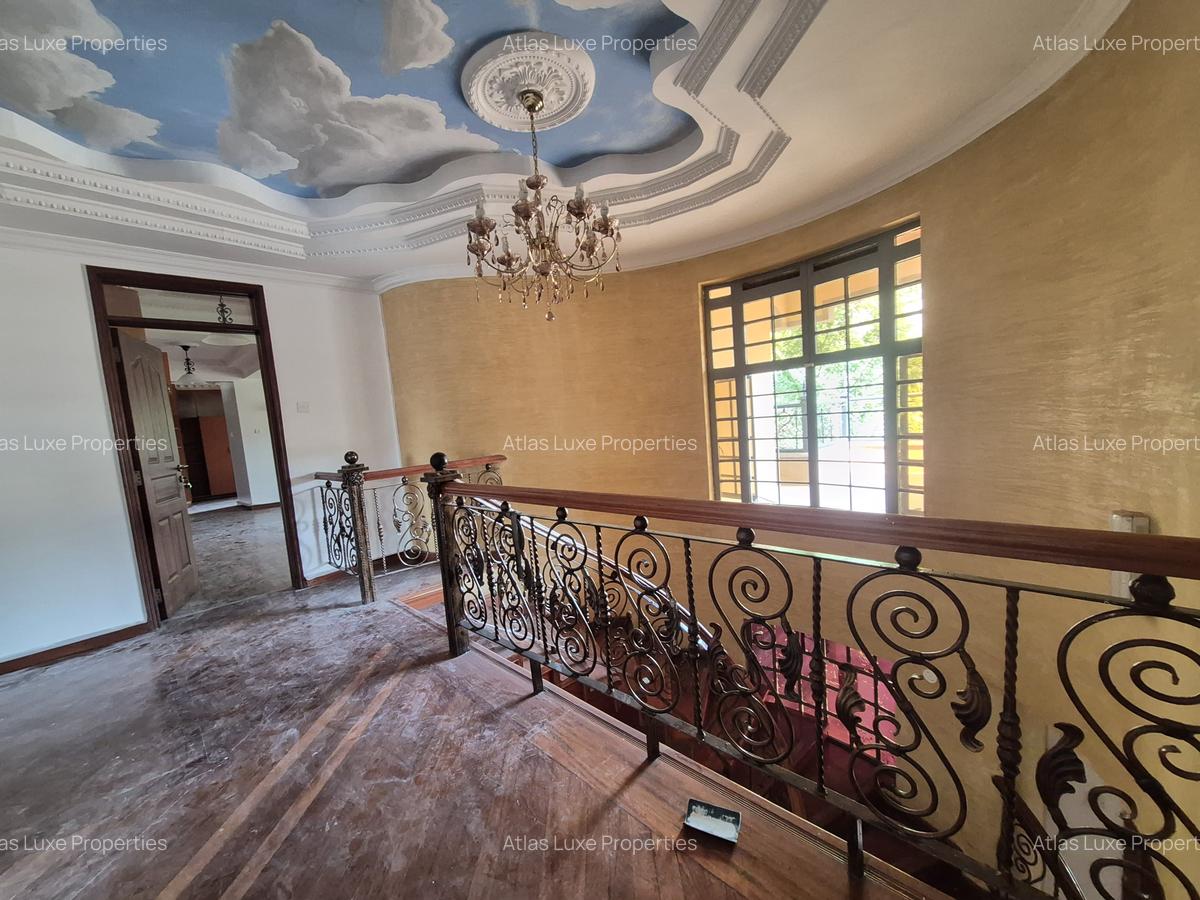 4 Bed House with En Suite at Old Runda - 6