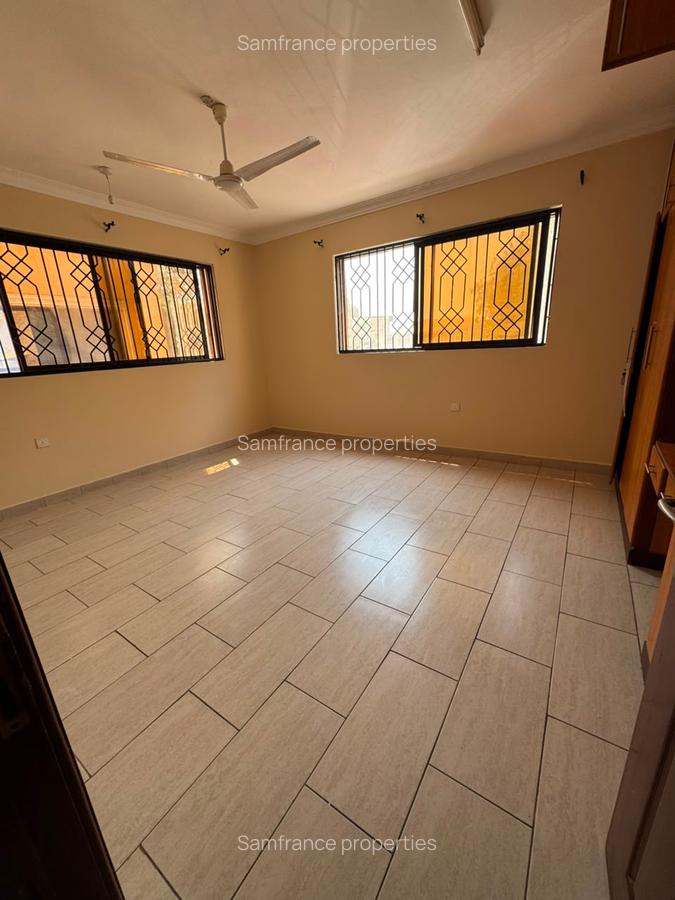 3 Bed Apartment with En Suite at Nyali Beach - 9