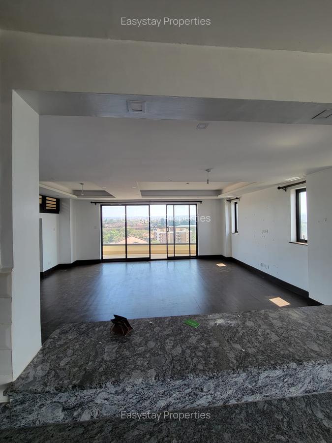 4 Bed Apartment with En Suite in Lavington - 4