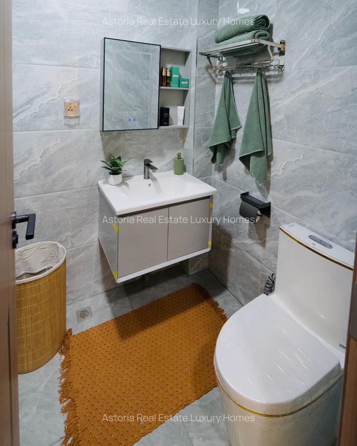 Serviced 2 Bed Apartment with En Suite at 2026-415 - 4