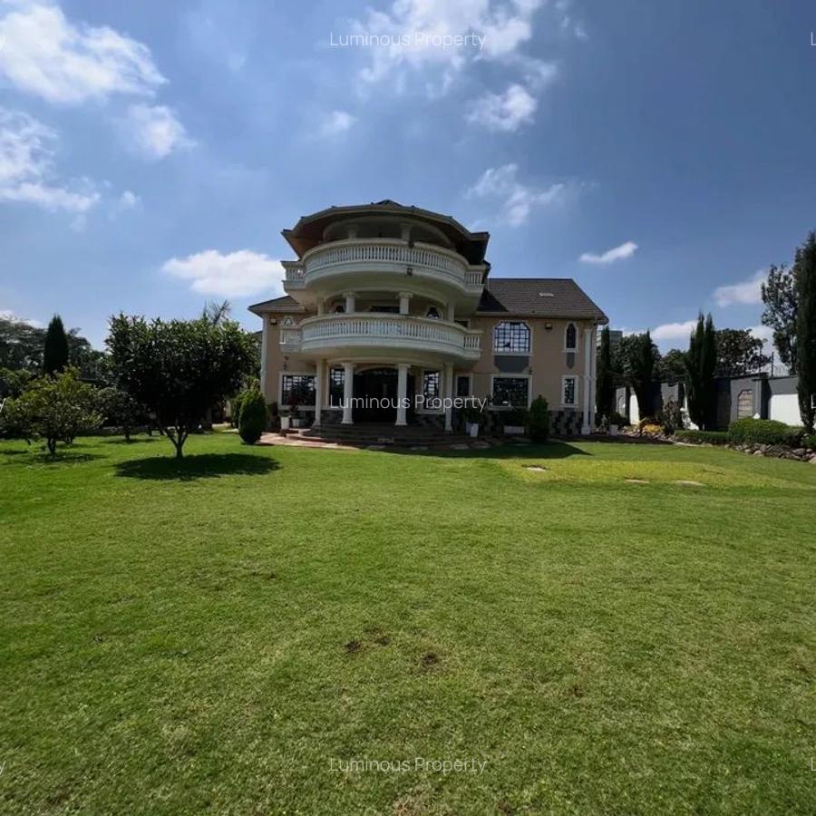 5 Bed House with En Suite at Runda - 2