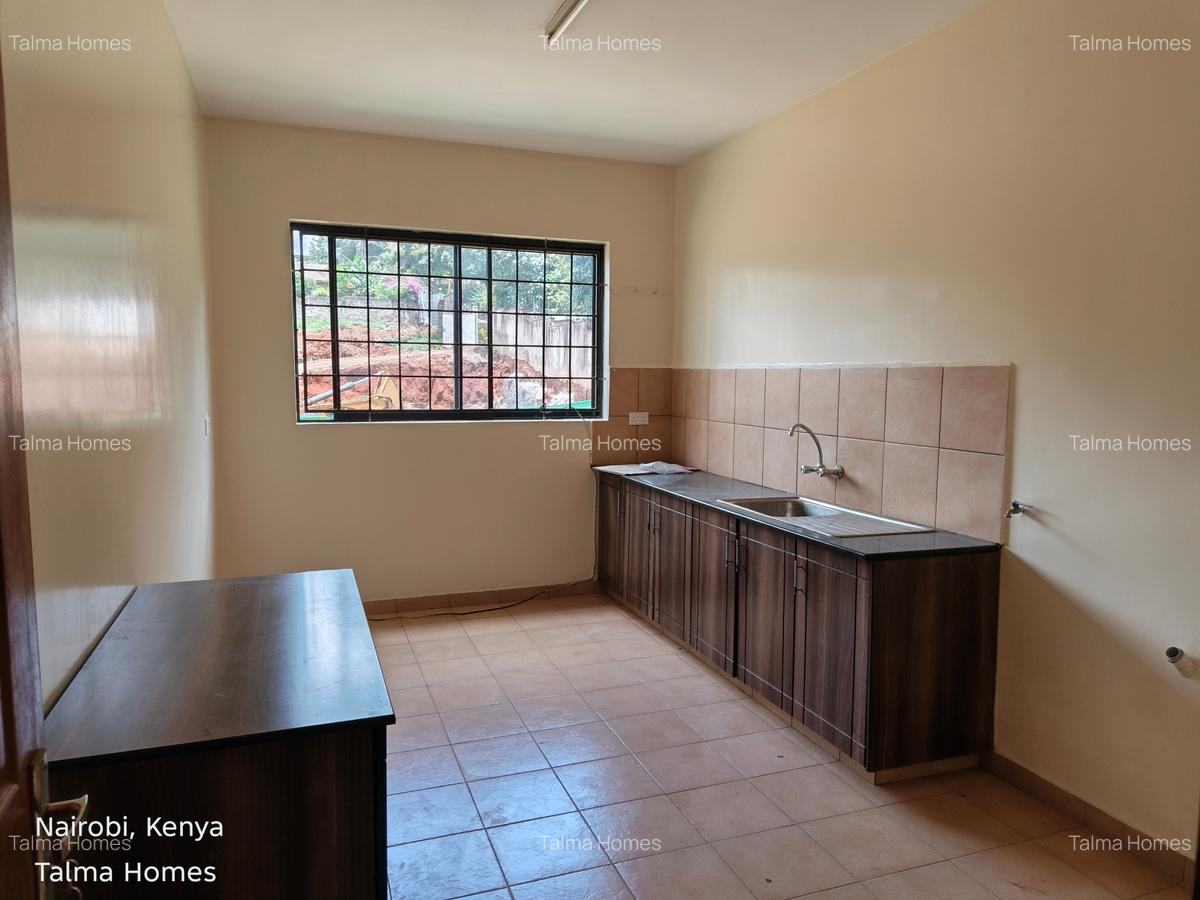 3 Bed Apartment with En Suite at Off Riverside Drive - 3