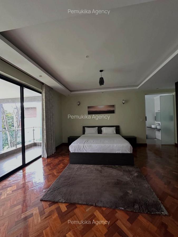 5 Bed Villa with En Suite at Tree Lane - 13