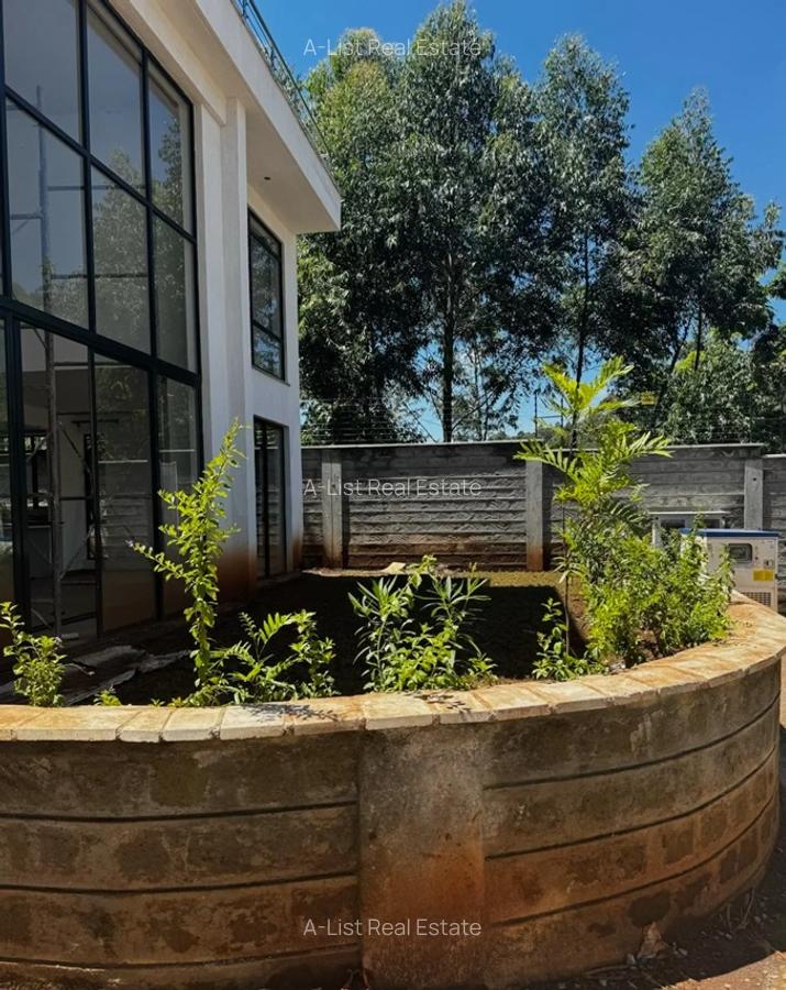 4 Bed Townhouse with Swimming Pool at Kirawa Road - 16