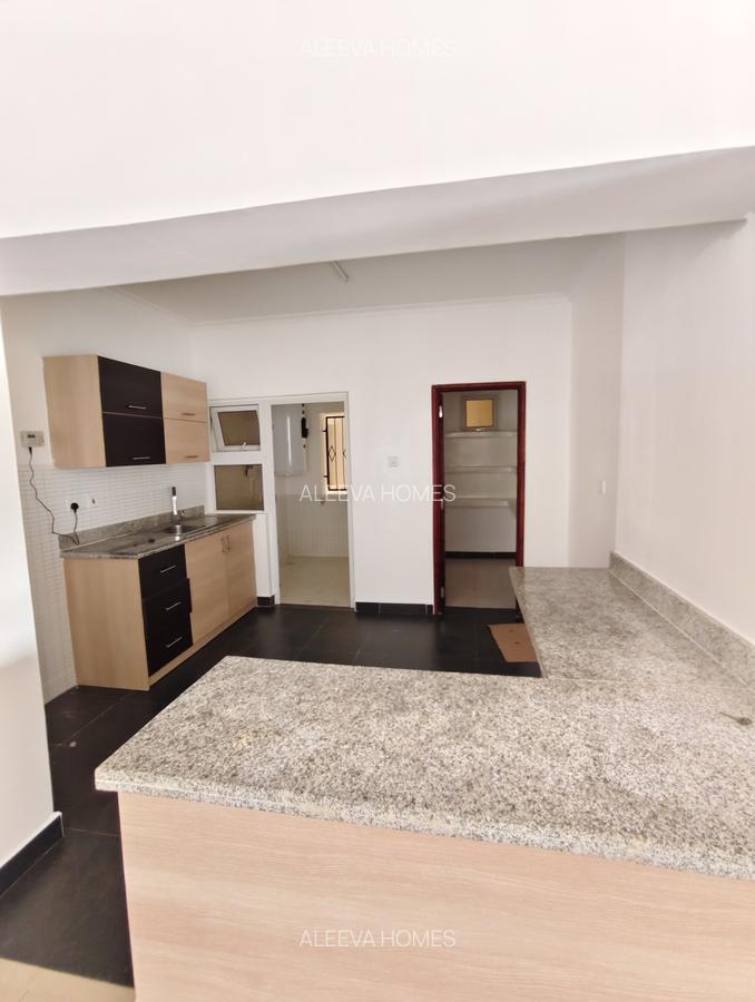2 Bed Apartment with En Suite in Lavington - 7