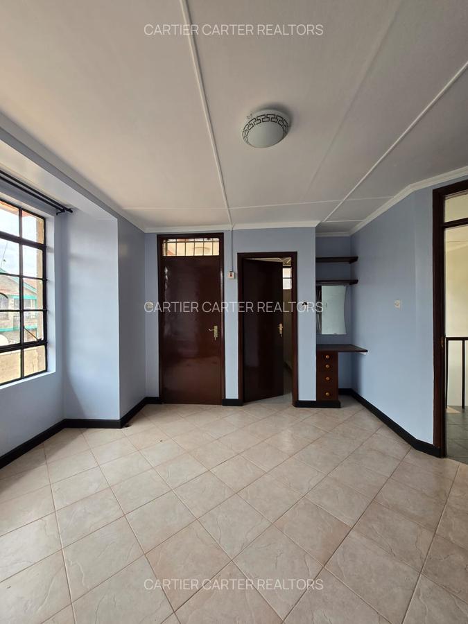 4 Bed Townhouse with En Suite at Ruby Flats Estate - 9