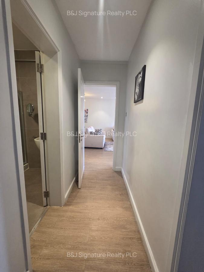 Serviced 2 Bed Apartment with Swimming Pool in Riverside - 13