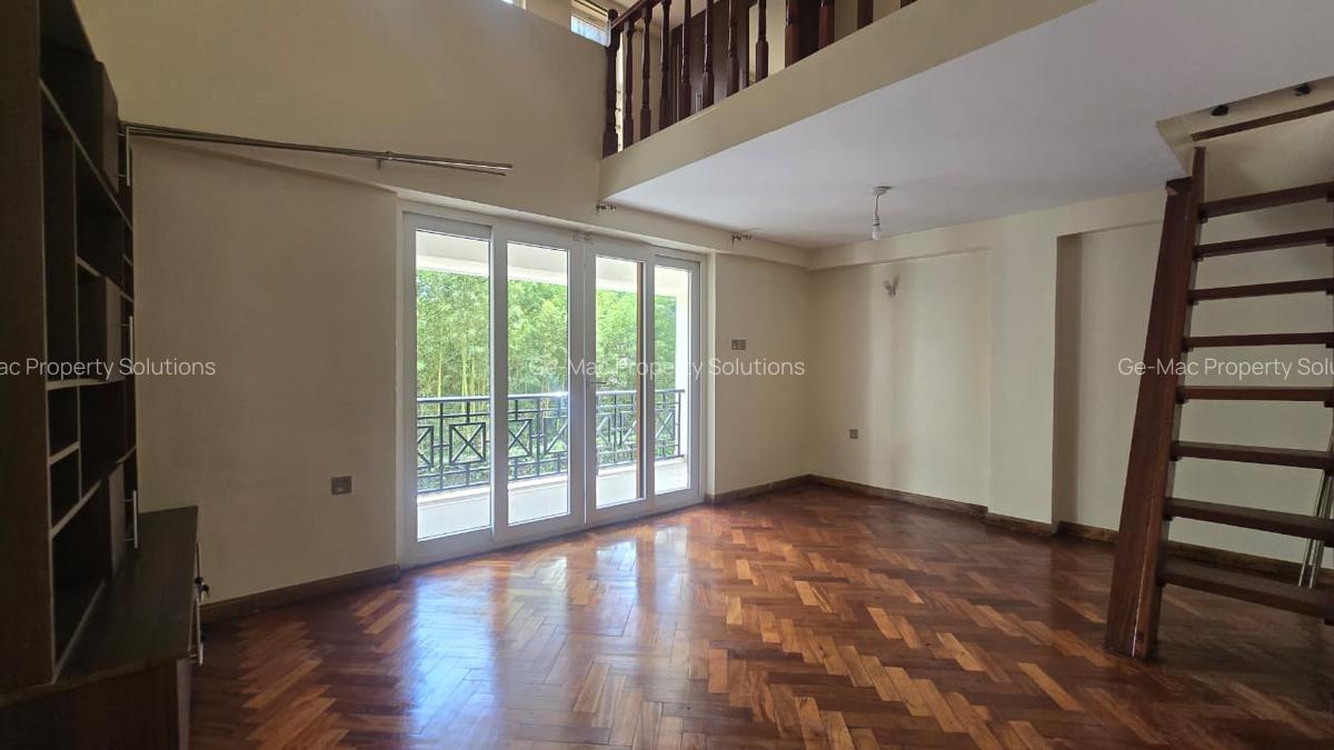 5 Bed Townhouse with En Suite at Convent Dr - 13