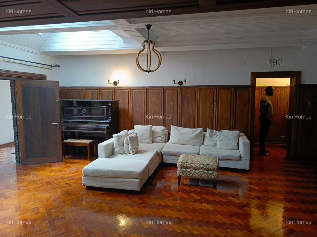 4 Bed Townhouse with En Suite in Muthaiga - 2