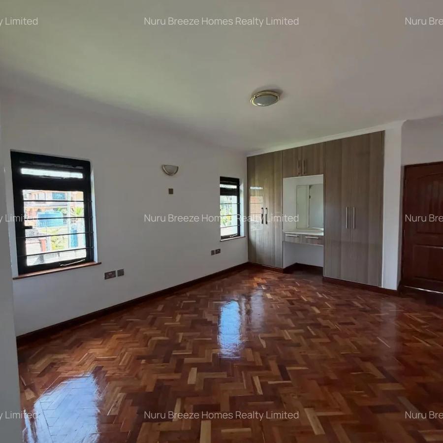 5 Bed House with En Suite in Runda - 6