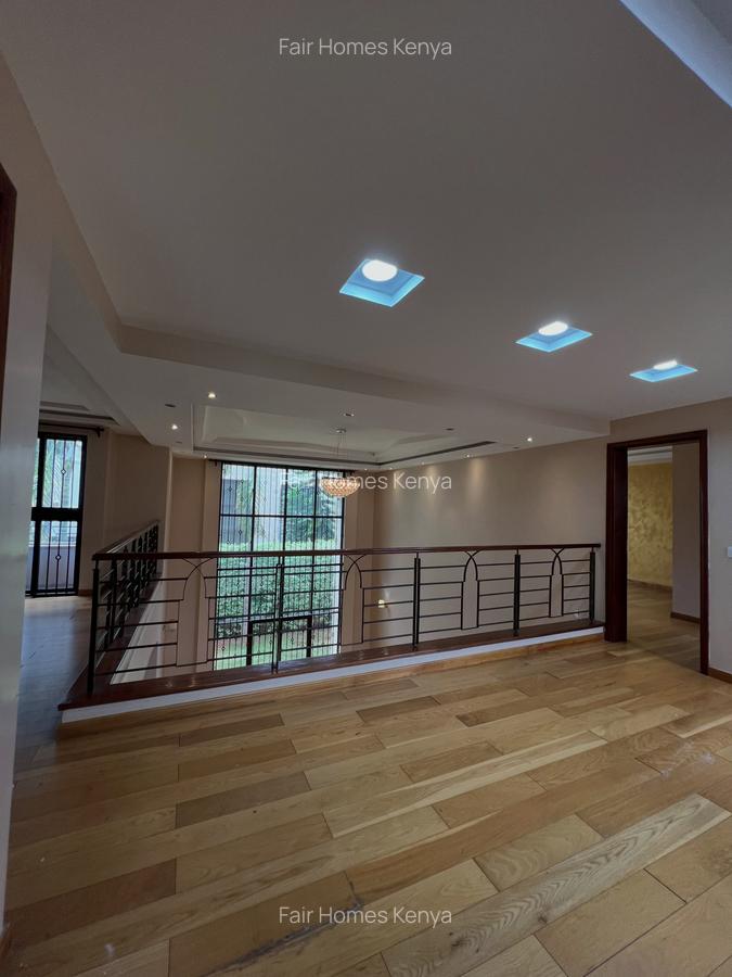 4 Bed Townhouse with En Suite at Lavington Green - 7