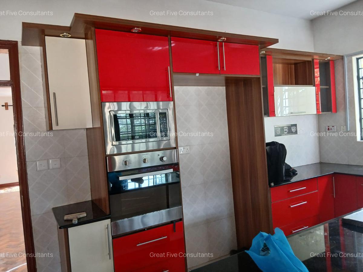 4 Bed Villa with En Suite in Kitisuru - 6