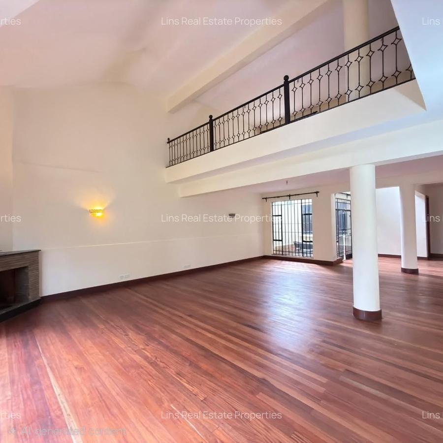 5 Bed Townhouse with En Suite in Lavington - 6