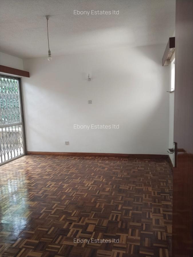 4 Bed Townhouse with En Suite in Lavington - 13