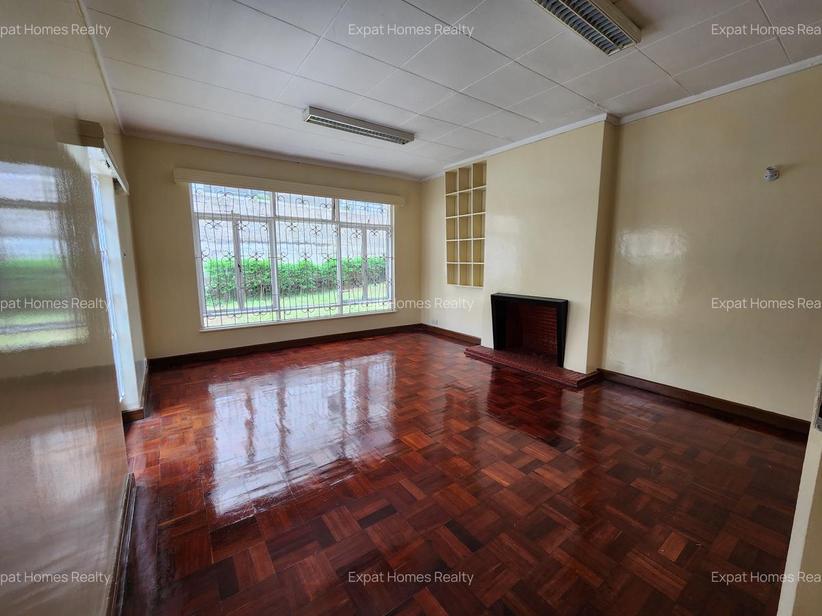 Commercial Property with Parking in Kilimani - 16