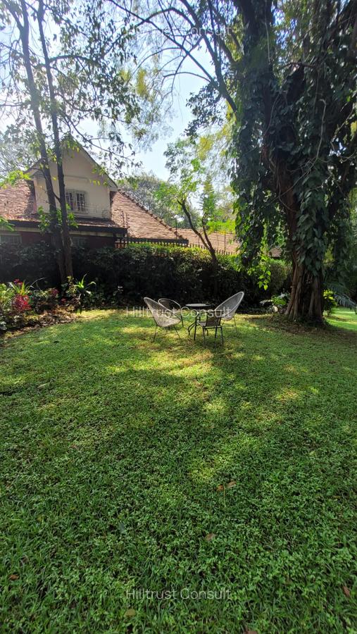 4 Bed Townhouse with En Suite in Gigiri - 13