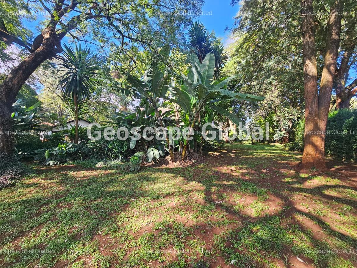 2 Bed House with En Suite in Rosslyn - 13