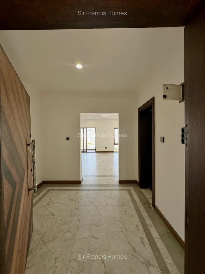 Serviced 3 Bed Apartment with En Suite in Kileleshwa - 2