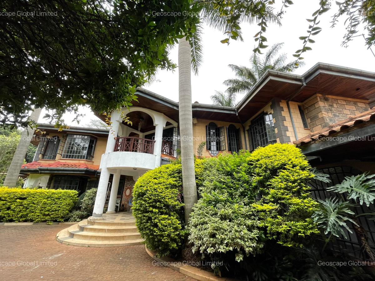 5 Bed House with En Suite in Runda - 7