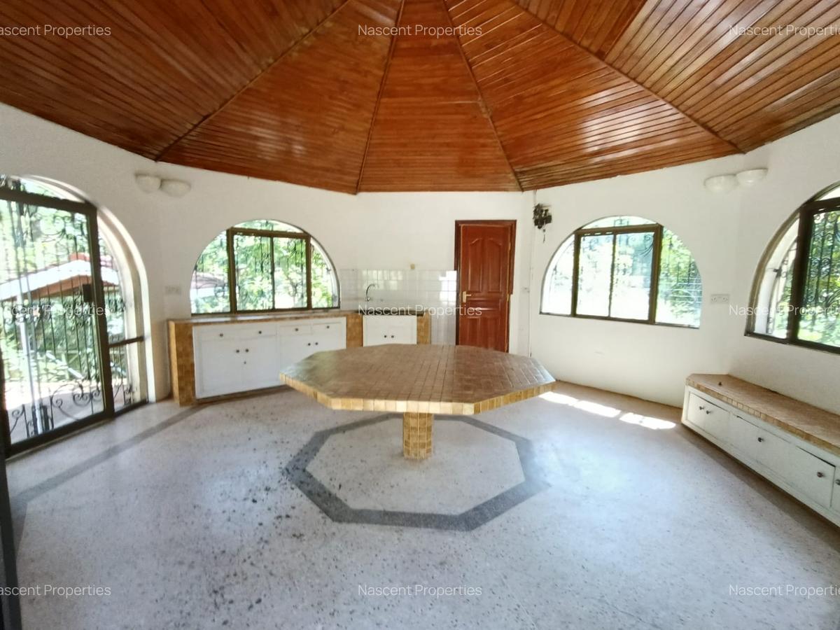 6 Bed House with En Suite in Gigiri - 10