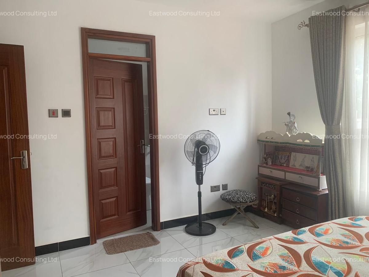 3 Bed Apartment with En Suite in Parklands - 14