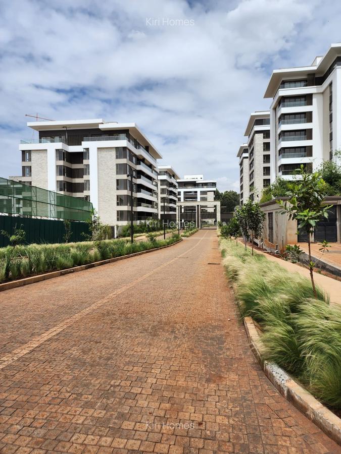 2 Bed Apartment with En Suite in Rosslyn - 18