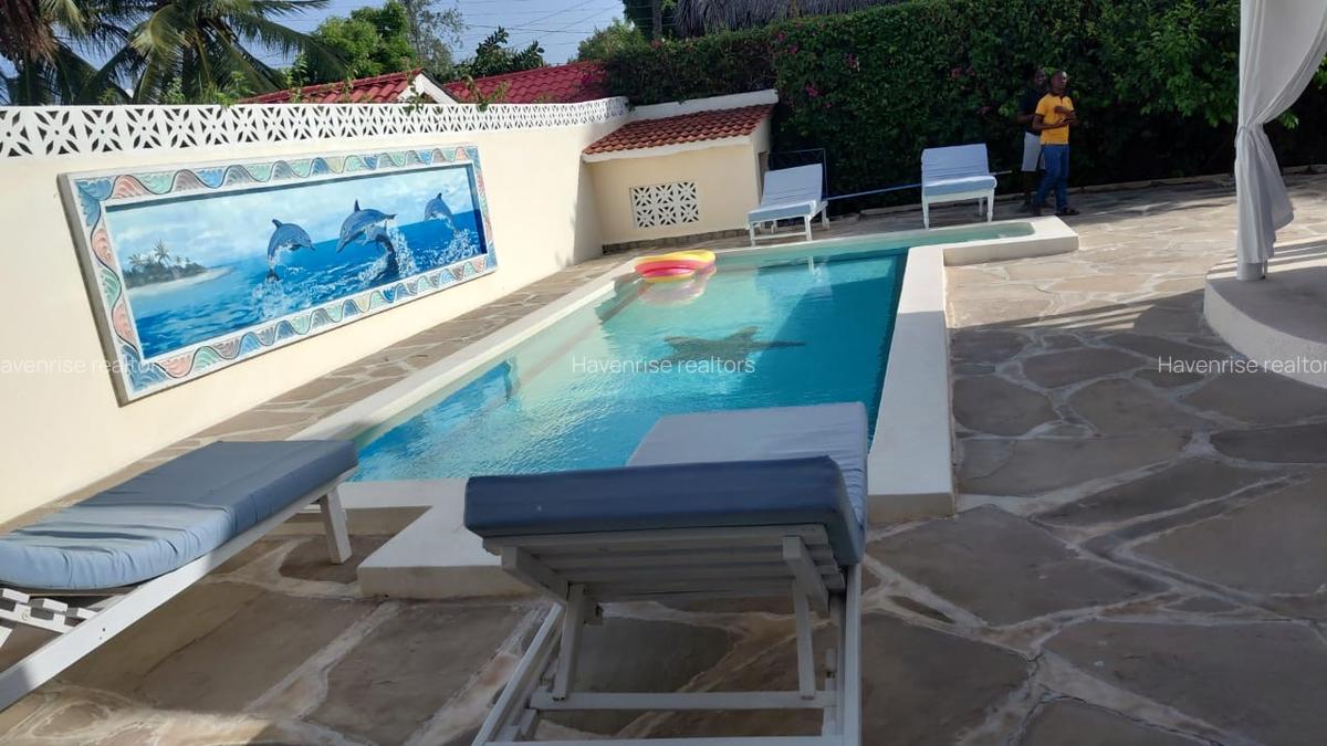 3 Bed House at Watamu - 3