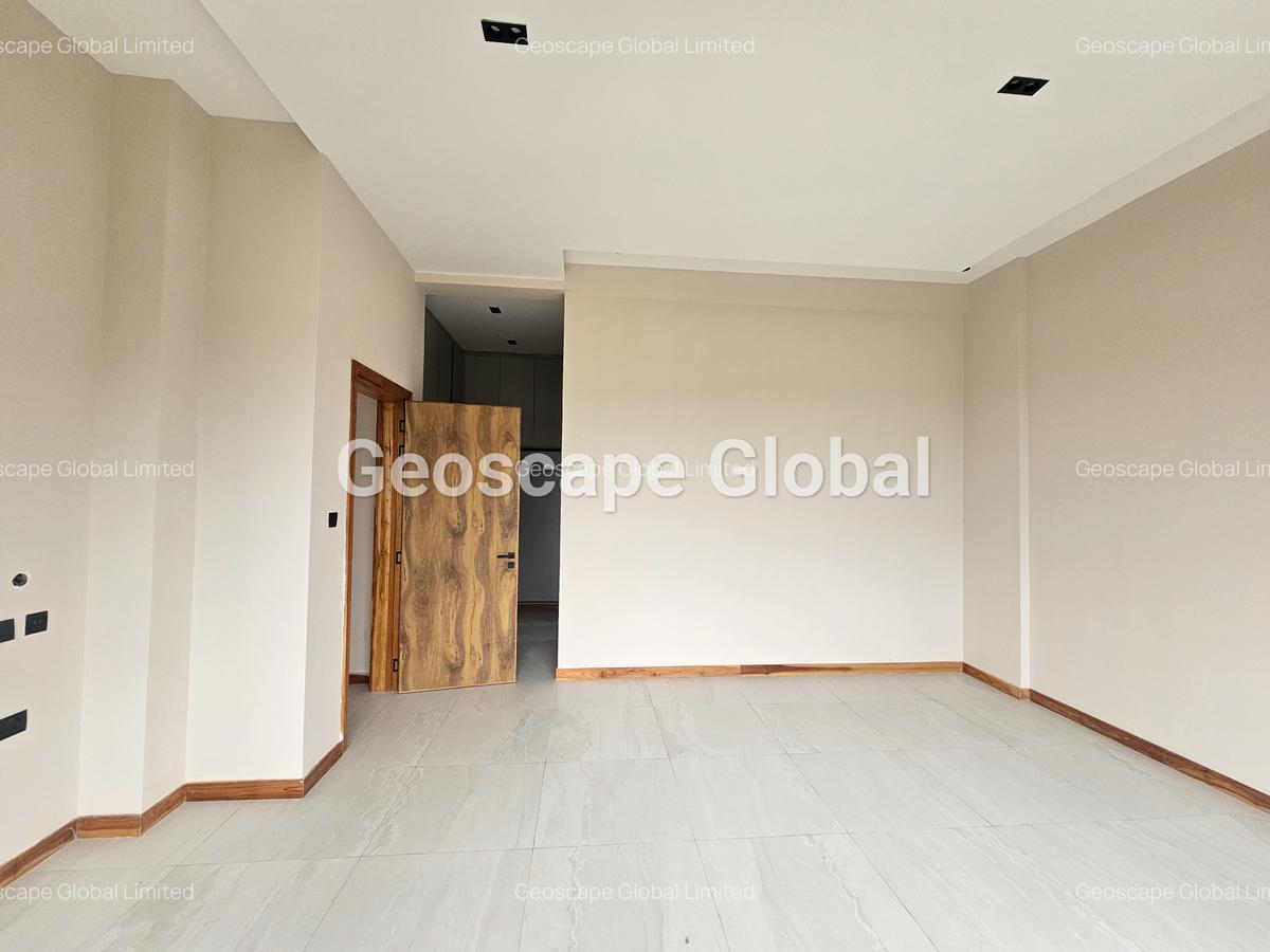 4 Bed Apartment with En Suite in Loresho - 16