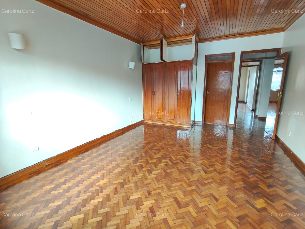 3 Bed Apartment with En Suite at Brookside Drive - 7