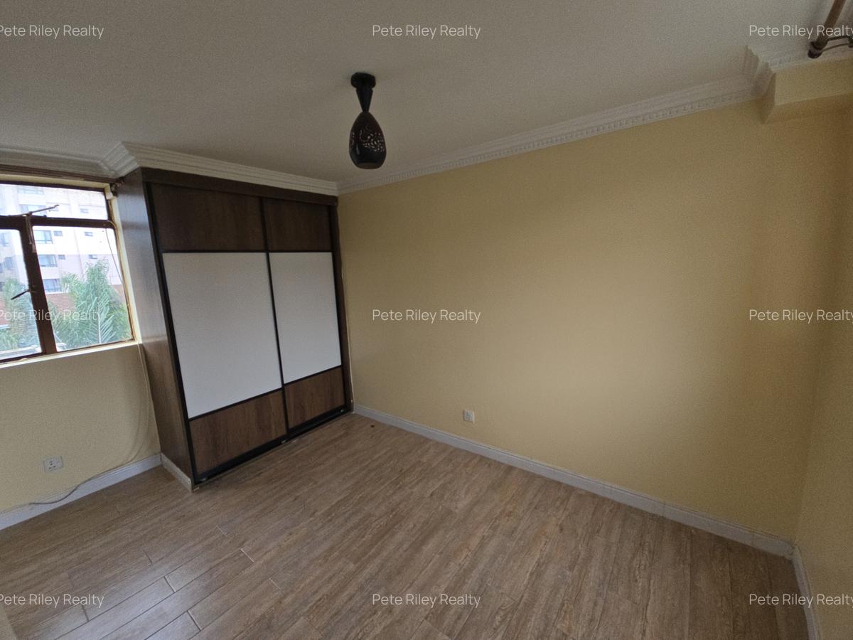 Studio Apartment with Swimming Pool at Ole Dume Rd - 4