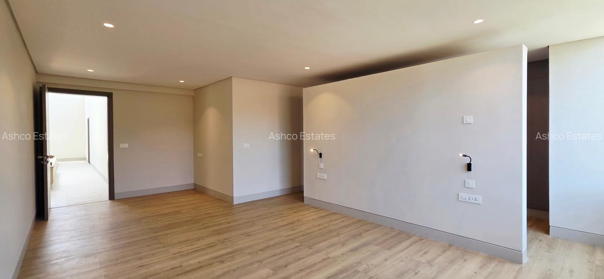 5 Bed Villa with En Suite at Granville Grove - 16