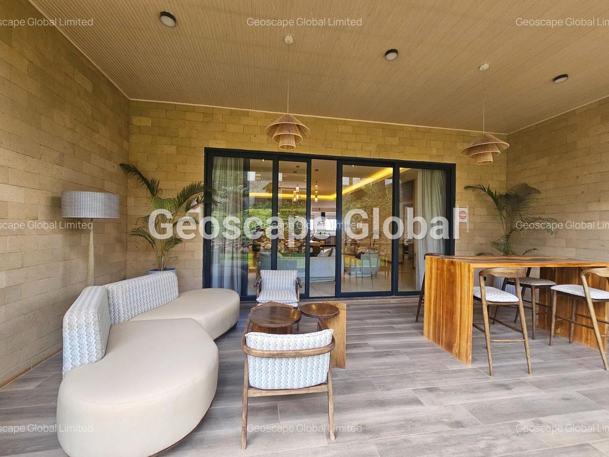 4 Bed House with En Suite in Loresho - 2
