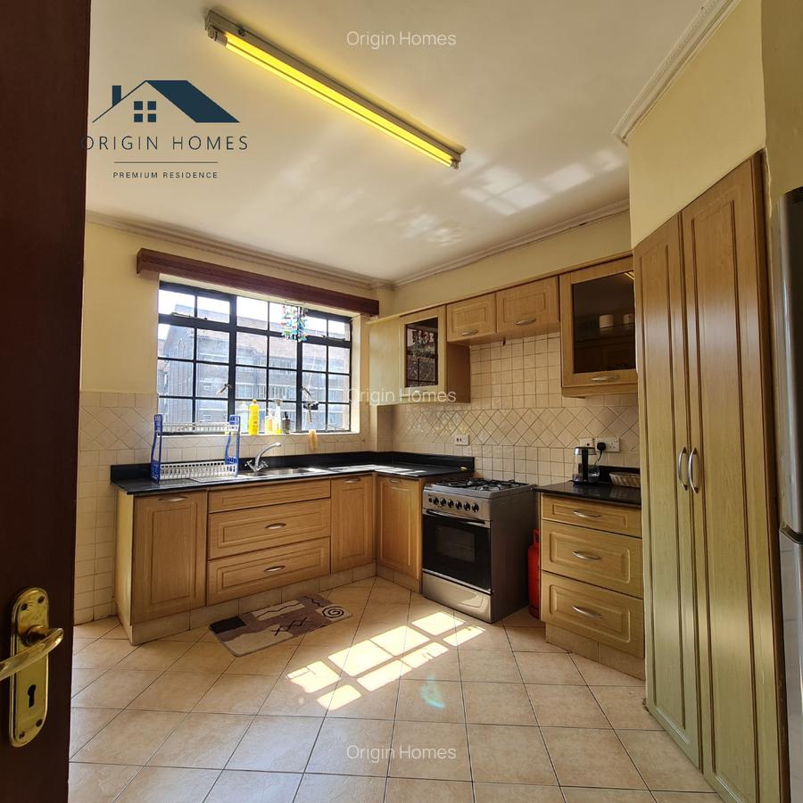 3 Bed Apartment with En Suite at Riverside Drive - 8