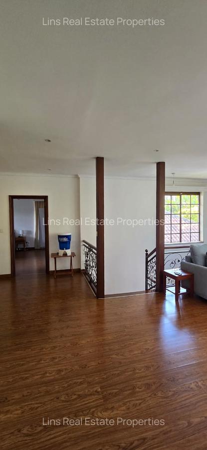 4 Bed Townhouse with En Suite in Spring Valley - 6