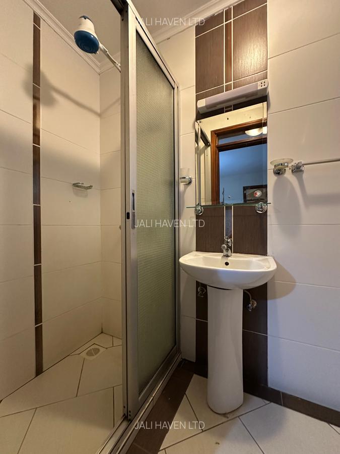 5 Bed Townhouse with En Suite in Kileleshwa - 8