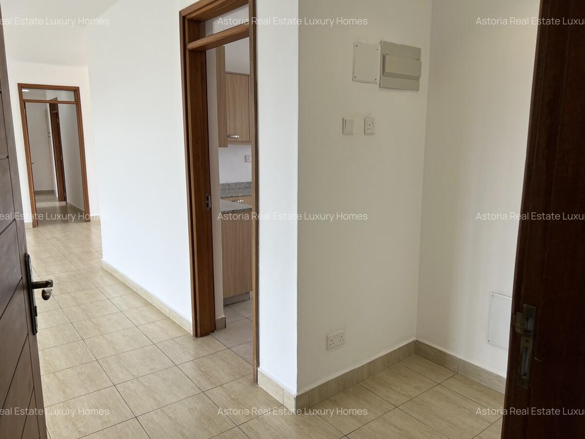 3 Bed Apartment with En Suite at 2026-438 - 17