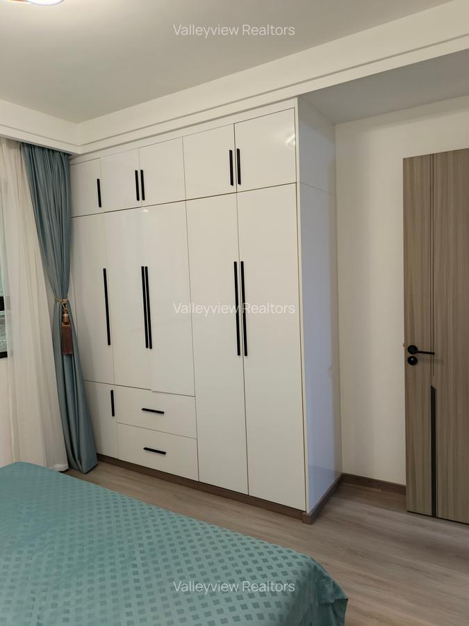 1 Bed Apartment with En Suite at Lavington - 11