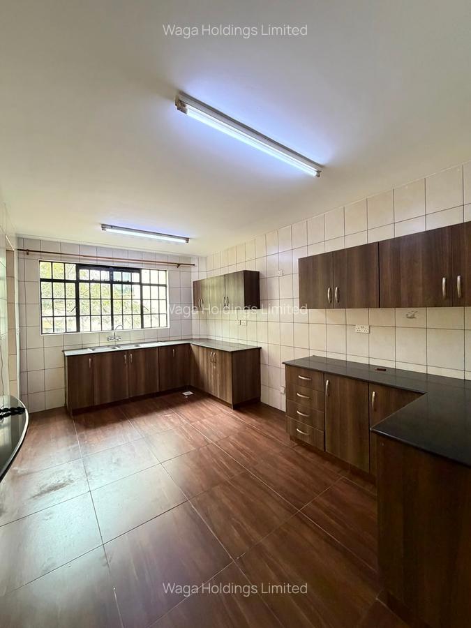 Serviced 3 Bed Apartment with En Suite at Mbaazi Avenue - 7