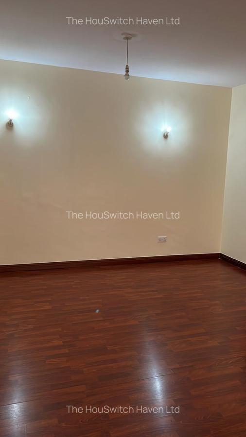 3 Bed Apartment with Swimming Pool at Near Brookside Gardens - 4