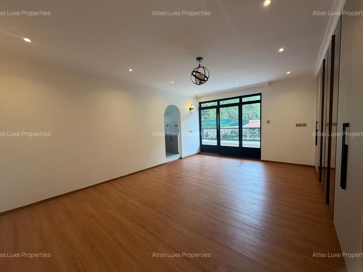 5 Bed House with En Suite at Old Runda - 9
