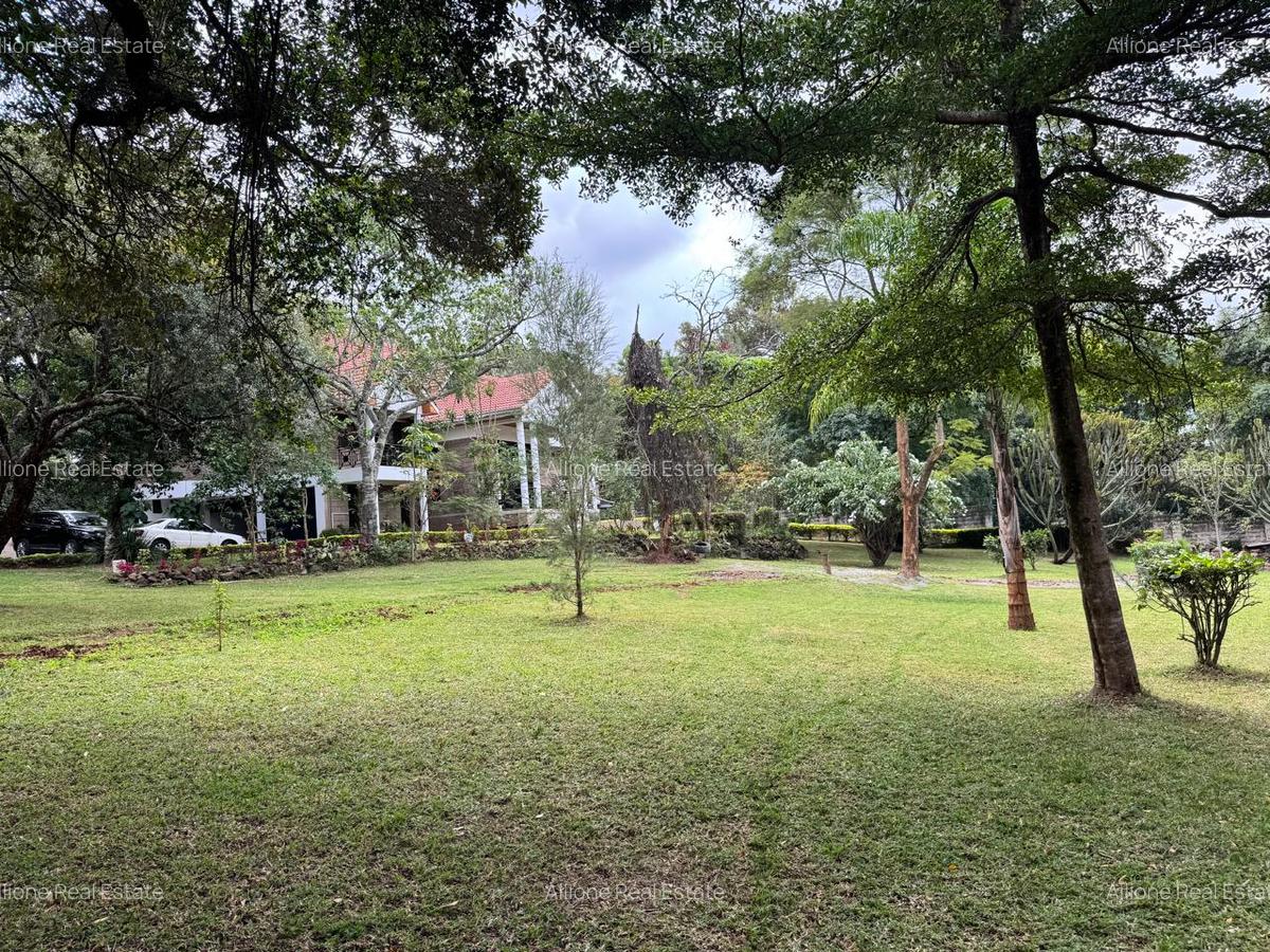 4 Bed House at Near Giraffe Centre - 3