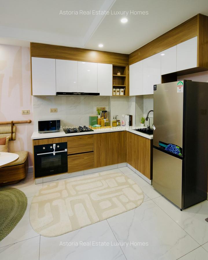 Serviced 2 Bed Apartment with En Suite at 2026-415 - 12