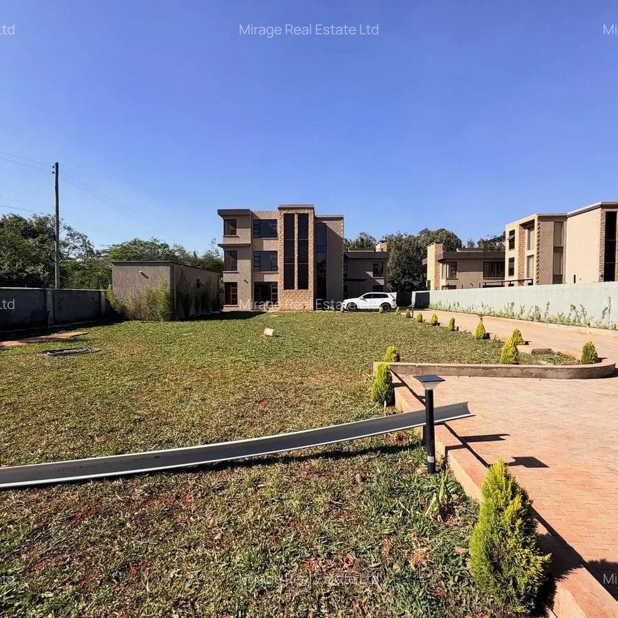 6 Bed Townhouse with En Suite in Karen - 10